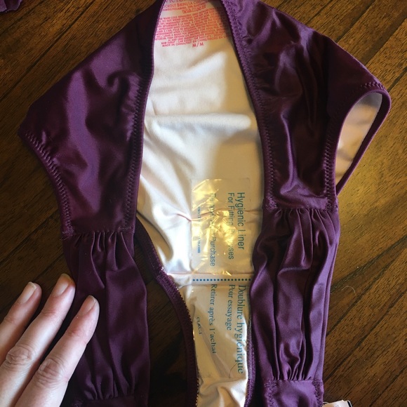 NWT VS GETAWAY Bikini Black Orchid - Picture 6 of 8